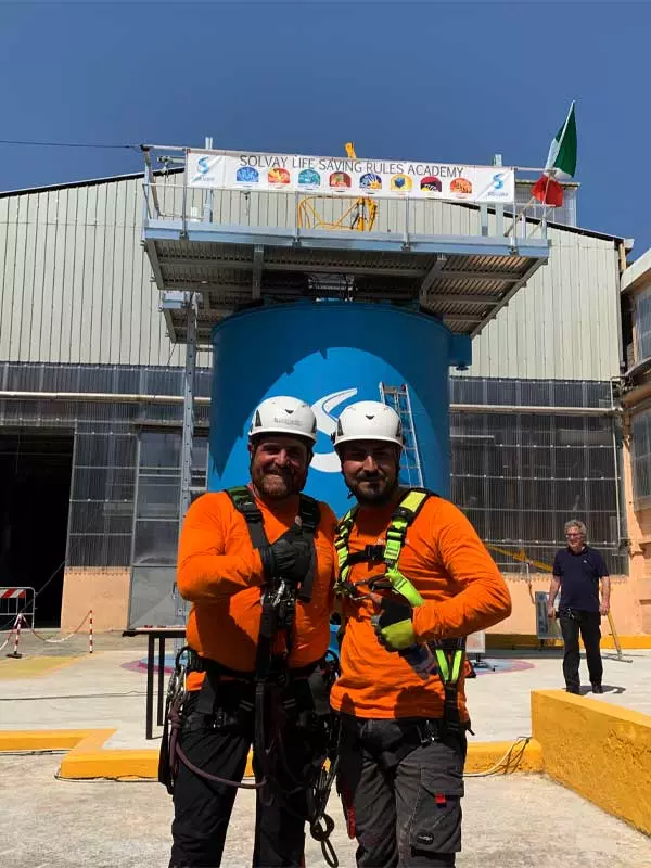 caschetti di protezione - sicurezza a lavoro